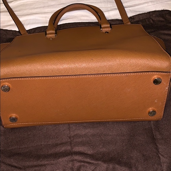 Michael Kors purse - Picture 6 of 8